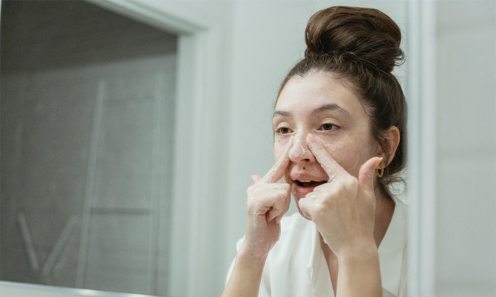 best facial cleanser for aging skin​