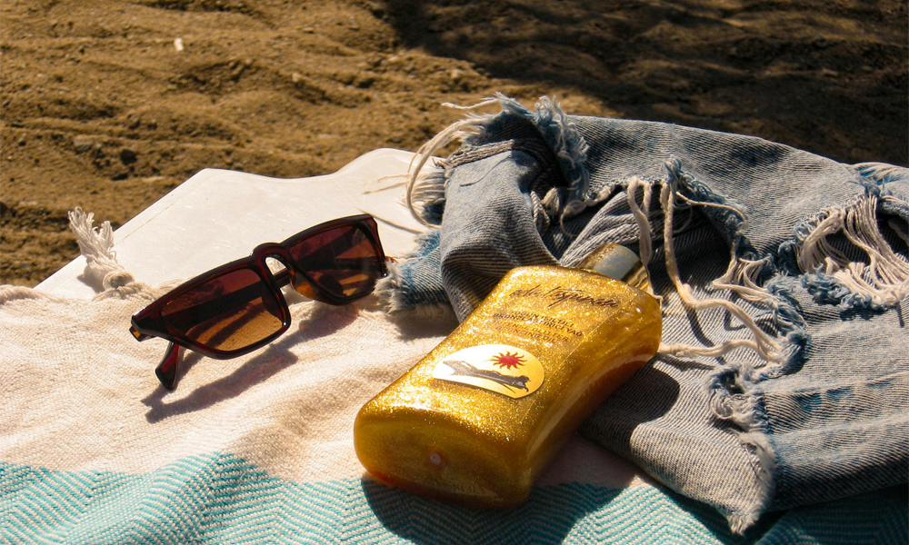 does sunblock stop tanning